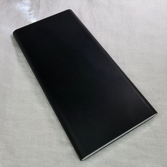 Mopower S10 Slim 10000 mAh Portable Power Bank w/ Two USB-A Ports & Flashlight - Picture 4 of 6